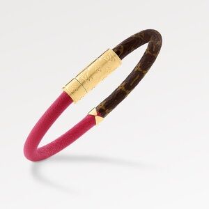 Louis Vuitton women’s daily confidential bracelet